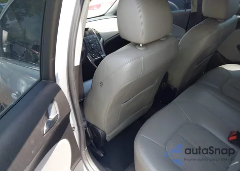 2017 Buick Verano Sport Touring z USA, uszkodzony, nr VIN 1G4PR5SK5H4102460